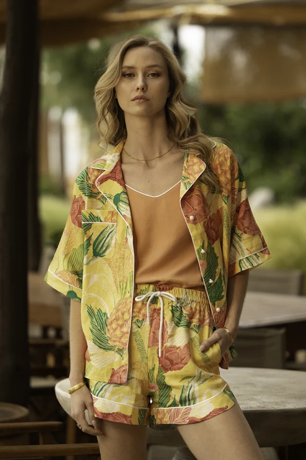 OLEA SHORTS YELLOW ARTICHOKE