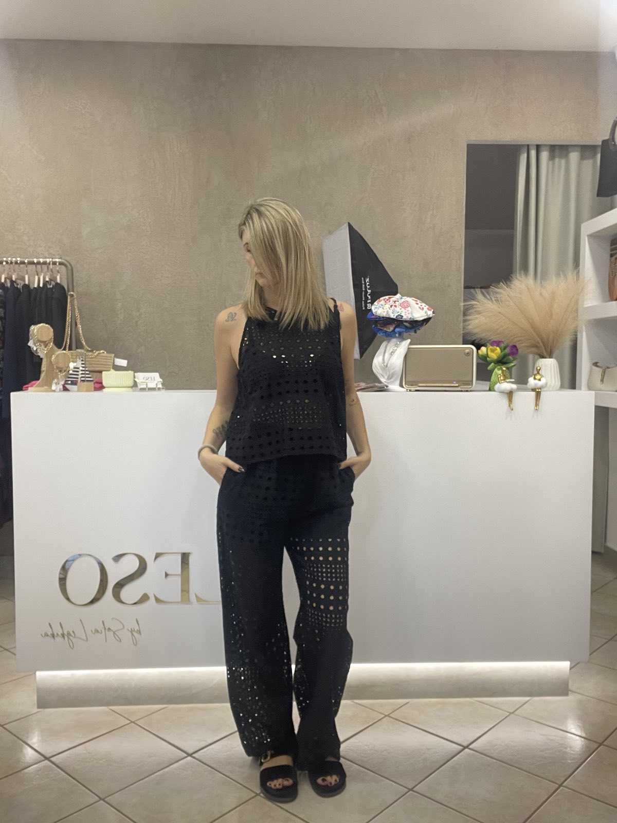 BLACK 7