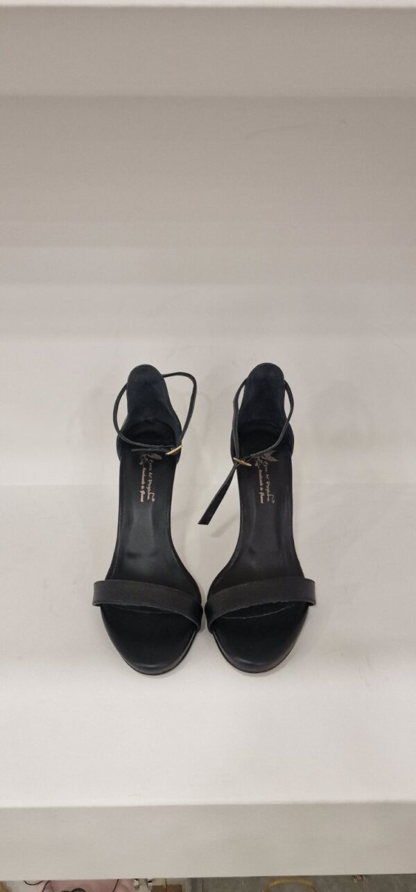 EROS BLACK