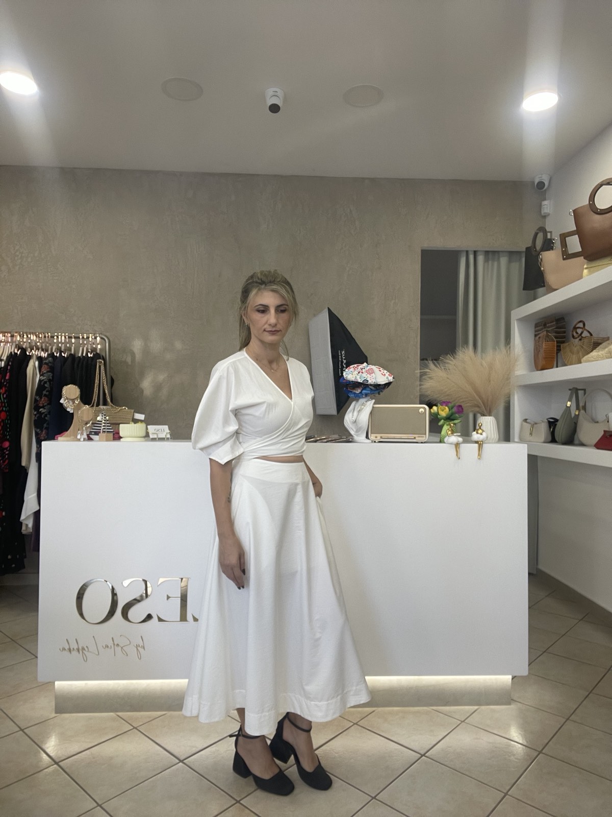 white dress4