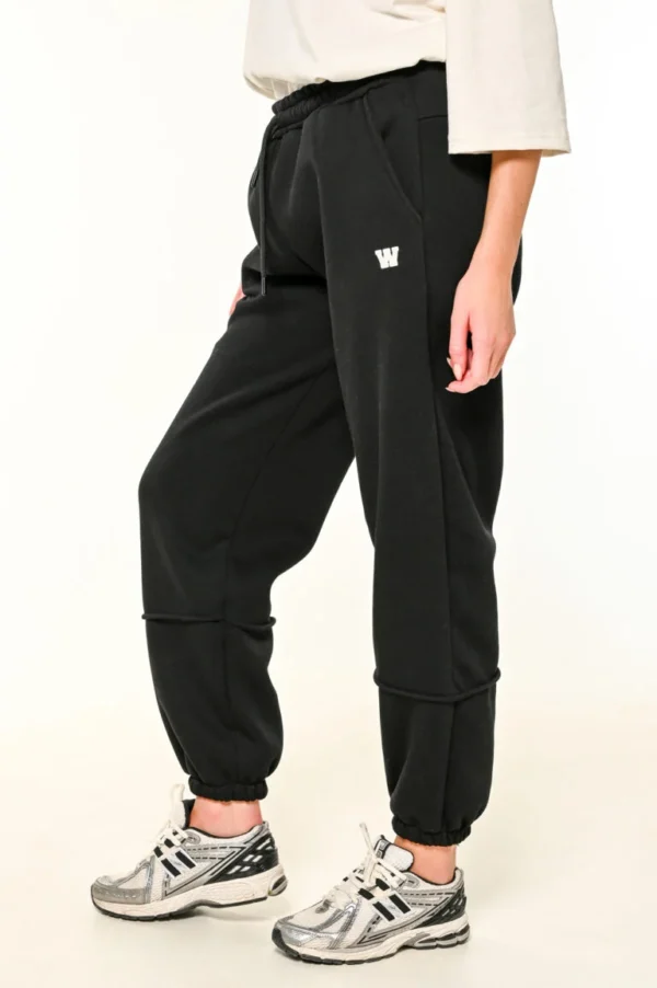 W Trackpants