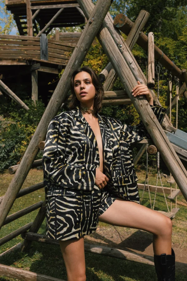 PEARL OVERSIZED JACKET