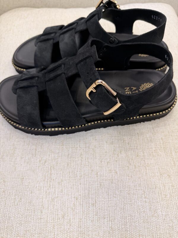 Black Sandals With Clips