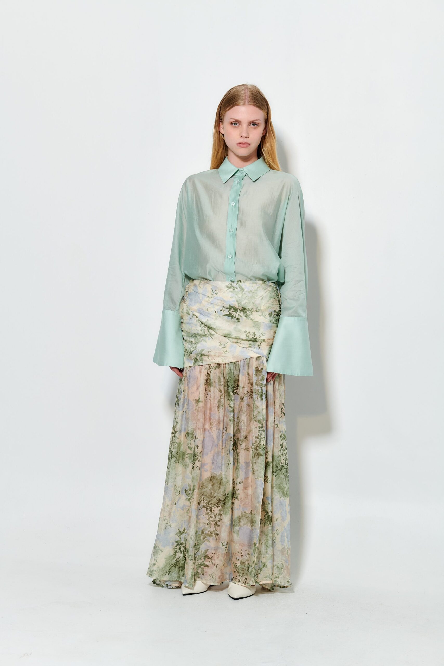 00120SS26.jpg-maira-skirt-63-euros-2000×3000-1-scaled